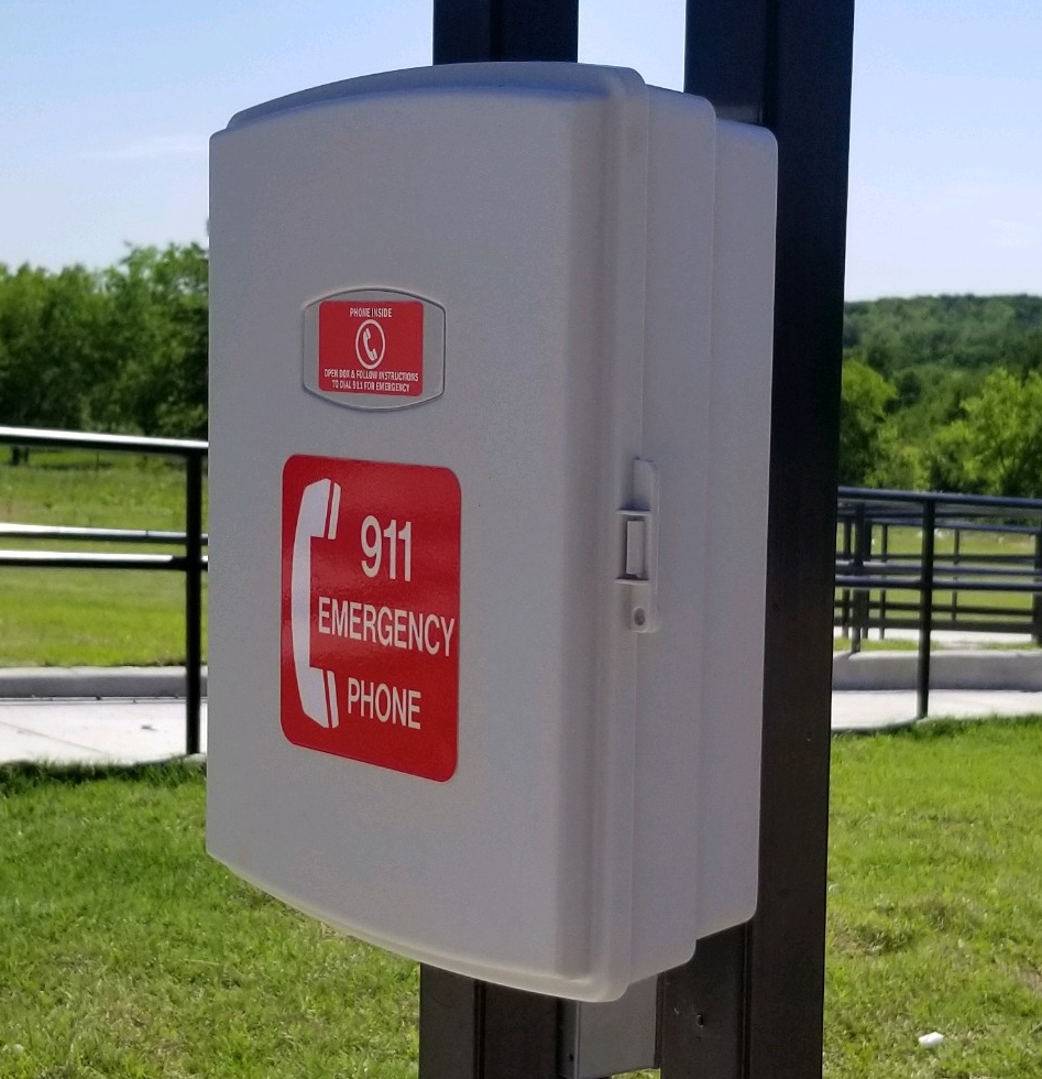 AAC-HW911E Auto Dial 911 Outdoor Emergency Cell Phone System AA Communications