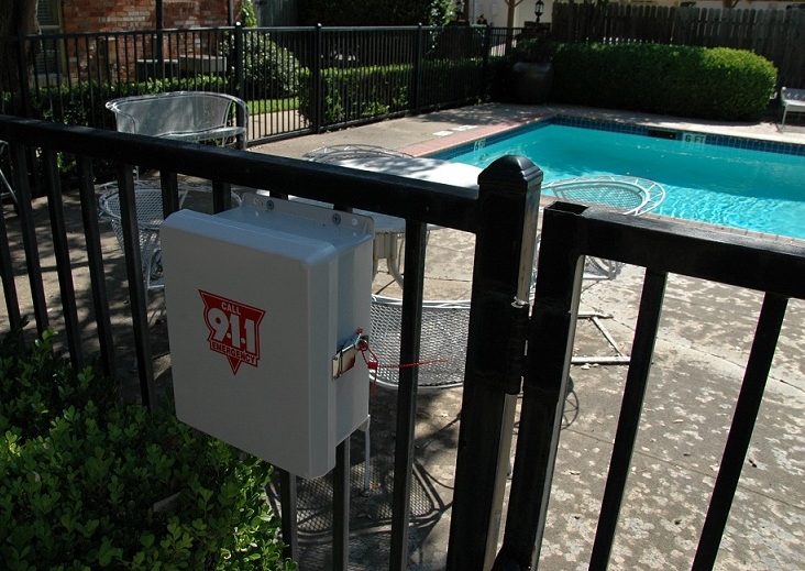 209VX4G Wireles Emergency Pool Phone Outdoor AA Communications